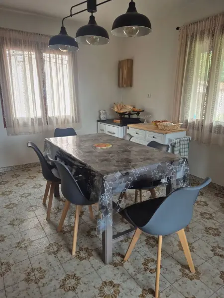 Maison de village à Lantosque, 2 chambres, jardin et vue montagne : photo 11