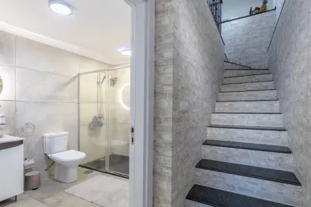 253483, Petite maison de ville : photo 26
