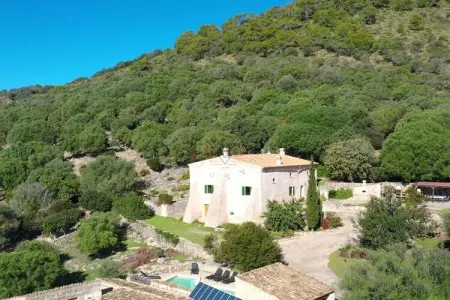 Finca avec piscine et cheminée à Alcudia, 8 personnes : photo 1