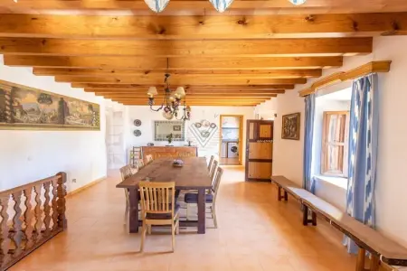 Finca avec piscine et cheminée à Alcudia, 8 personnes : photo 14