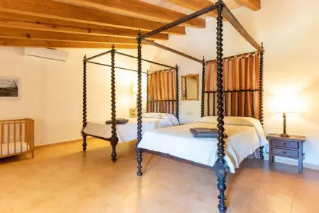 Finca avec piscine et cheminée à Alcudia, 8 personnes : photo 25