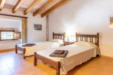 Finca avec piscine et cheminée à Alcudia, 8 personnes : photo 28