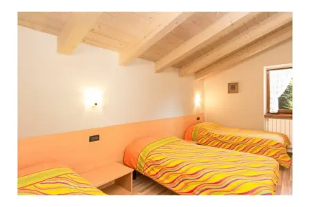 412090, Chalet avec piscine à Tremalzo (Tranquillité du Tennessee) : photo 6