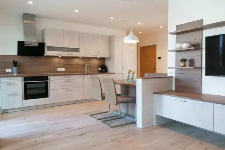Maison de vacances à Merano : 1 chambre, garage privé, centre à 500 m : photo 2
