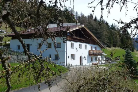 Maison Pavel avec terrasse et vue Dolomites, Sankt Ulrich : photo 11
