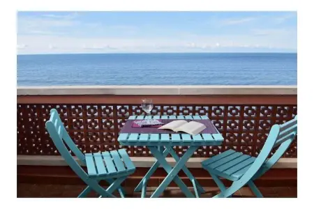 Appartement deux pièces vue mer à San Vincenzo, balcon et parking : photo 1