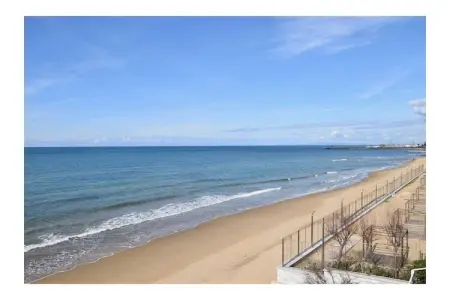 Appartement deux pièces vue mer à San Vincenzo, balcon et parking : photo 3