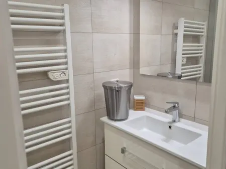 Studio duplex au centre de Cauterets, 4 personnes : photo 10
