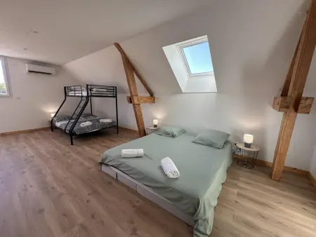 Gîte Le Paddock à Diou : 15 couchages, climatisé, animaux admis : photo 26