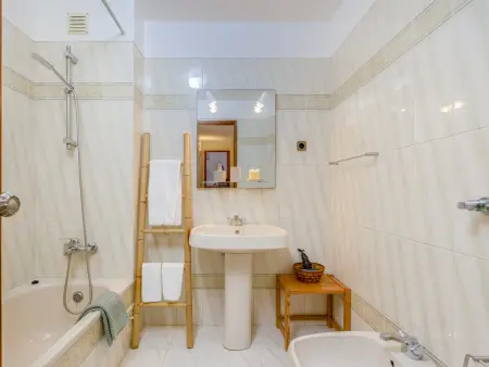 Appartement vue mer - 5 pers., Appartement 4 personnes à Porches : photo 33