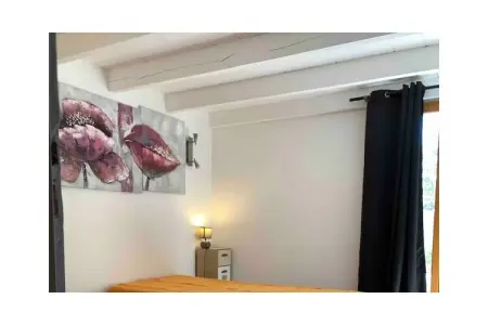 Villa de charme à Saint-Montan : piscine et deux terrasses : photo 9