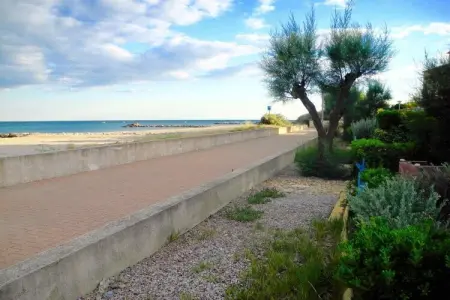 Maison mitoyenne les pieds dans le sable, Frontignan-Plage : photo 4
