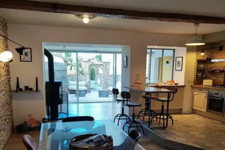 Maison avec piscine et jardin méditerranéen à Ste Marie La Mer : photo 16