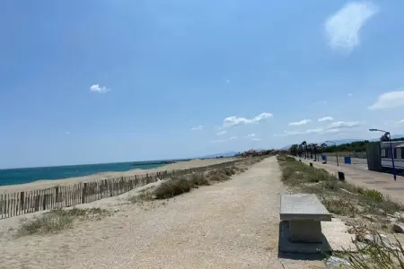 Maison avec piscine et jardin méditerranéen à Ste Marie La Mer : photo 40