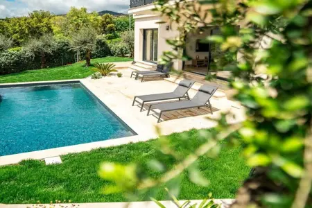 494252, Villa à Sainte-Maxime avec piscine : photo 3