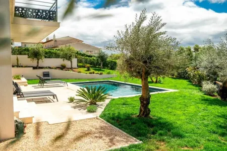 494252, Villa à Sainte-Maxime avec piscine : photo 6