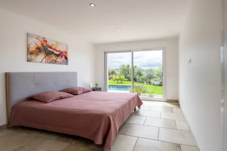 494252, Villa à Sainte-Maxime avec piscine : photo 23