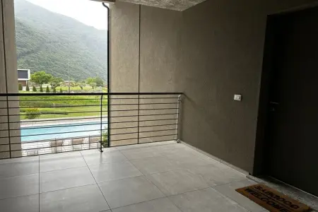 Casa Rosy : appartement vue lac de Côme à Colico, piscine : photo 9