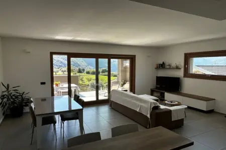 Casa Rosy : appartement vue lac de Côme à Colico, piscine : photo 16