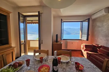 638744, Appartement de vacances à Dorio avec piscine : photo 7