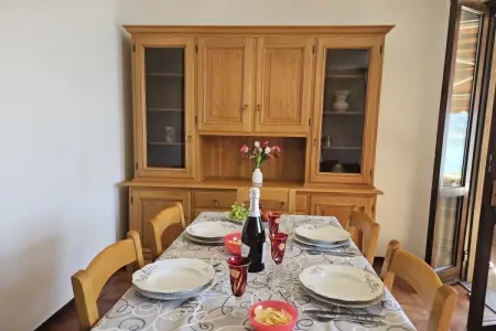 638744, Appartement de vacances à Dorio avec piscine : photo 10