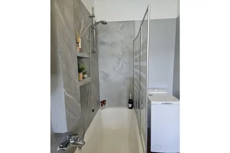 638744, Appartement de vacances à Dorio avec piscine : photo 23