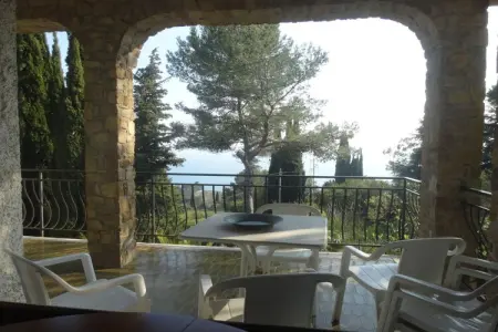 255421, Maison de vacances à Cipressa avec piscine : photo 4