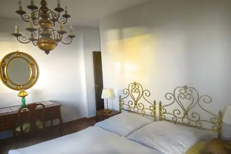 255421, Maison de vacances à Cipressa avec piscine : photo 18