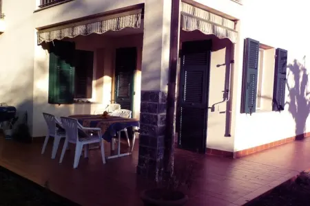 215177, Appartement de vacances à Dolcedo avec barbecue : photo 2