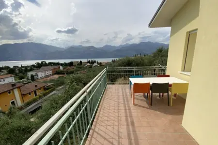 Maison avec vue sur le lac à Malcesine, 3 chambres, piscine : photo 2