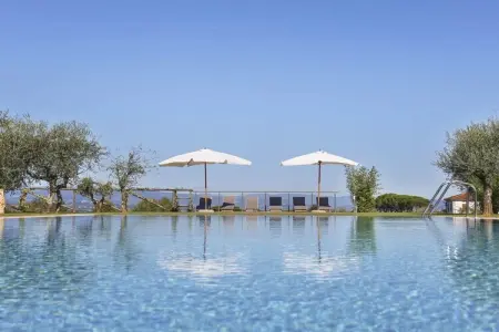 Maison avec piscine et oliviers près de Lucques, 9 personnes : photo 8