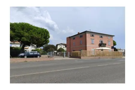 766496, Appartement avec piscine à Vada : photo 14