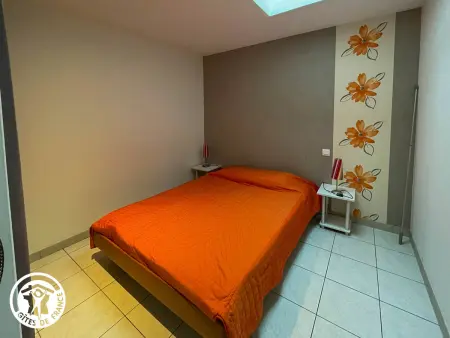 Gîte 2 pers. près de l'océan à Talmont-Saint-Hilaire, jardin clos : photo 11