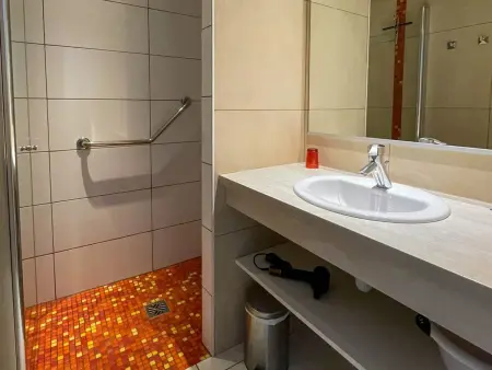 Gîte 2 pers. près de l'océan à Talmont-Saint-Hilaire, jardin clos : photo 15