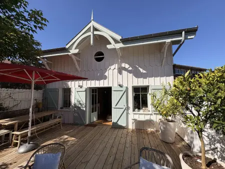 Maison à Piraillan, Lège-Cap-Ferret : 3 chambres au bord du Bassin : photo 1