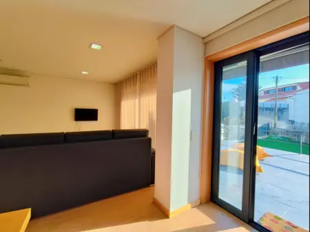 T1 avec grande terrasse à 500 m de la plage, Vila Praia de Âncora : photo 8