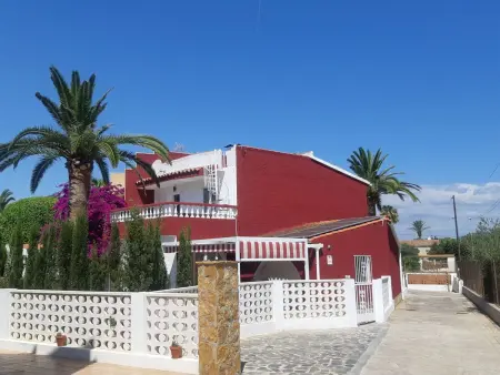 Traum-Ferienhaus mit Privat-Pool direkt am Meer, Maison 6 personnes à Alcossebre : photo 1
