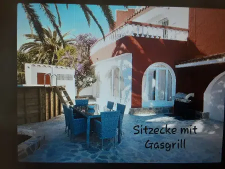 Traum-Ferienhaus mit Privat-Pool direkt am Meer, Maison 6 personnes à Alcossebre : photo 5
