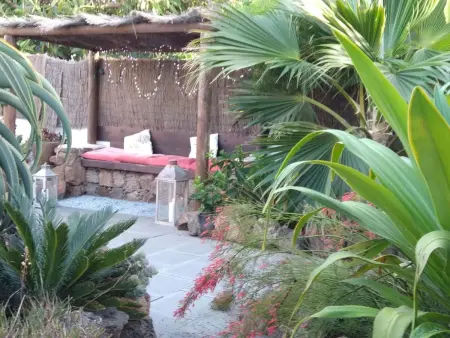 Maison de village avec jardin tropical privé et grill à Guatiza : photo 3