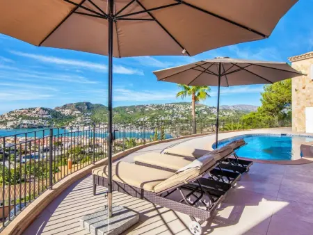 Villa Iris à Andratx : piscine privée, vue mer, 10 personnes : photo 3