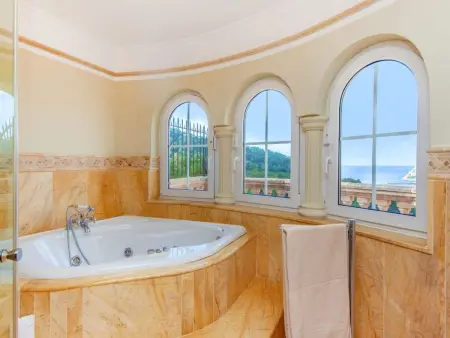 Villa Iris à Andratx : piscine privée, vue mer, 10 personnes : photo 24
