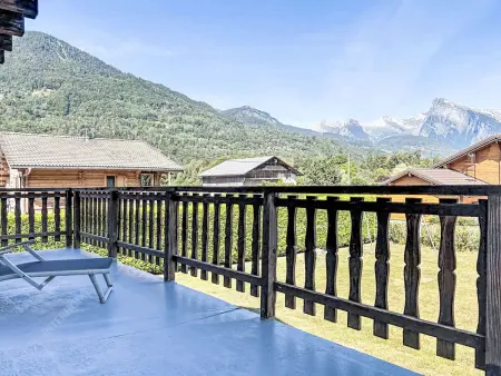 La Cabrette, chalet 7 pièces avec vue montagnes à La Rivière-Enverse : photo 12