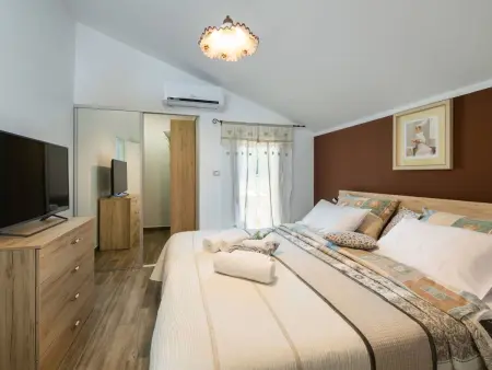 Maison Madonnina avec piscine privée à Manjadvorci, près de Pula : photo 17