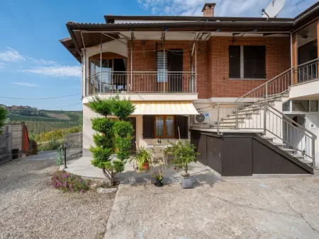 Nada, appartement avec jardin et vue à Neive, Italie : photo 5