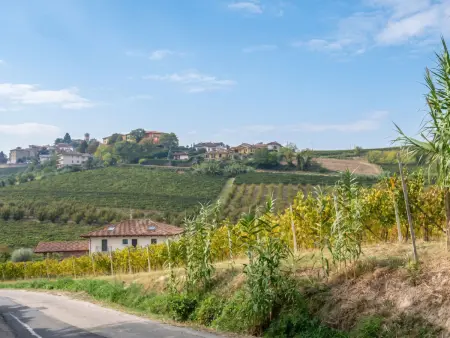Nada, appartement avec jardin et vue à Neive, Italie : photo 23