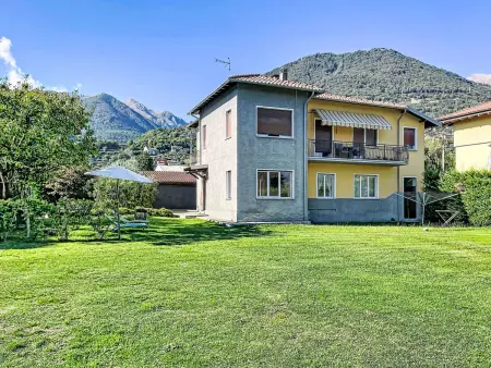 Carla : appartement 4 pièces à Domaso, jardin et vue montagnes : photo 25