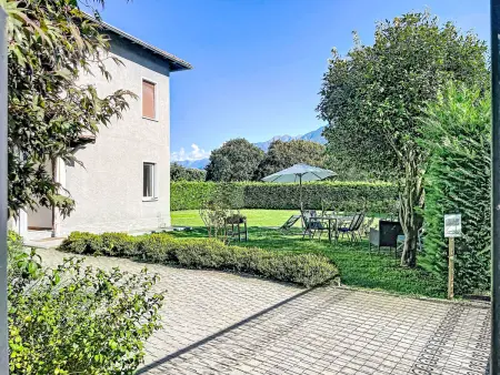 Carla : appartement 4 pièces à Domaso, jardin et vue montagnes : photo 26