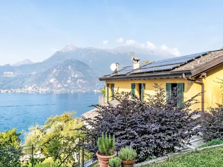 Glicine, appartement avec vue lac et montagnes à Varenna : photo 1