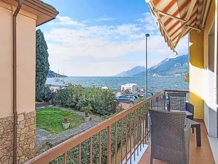 Lago, appartement 3 pièces avec terrasse et vue lac à Brenzone : photo 6