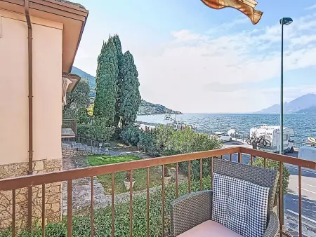 Lago, appartement 3 pièces avec terrasse et vue lac à Brenzone : photo 32